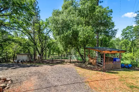 Exterior - 2405 No Walk Rd, Placerville, CA 95667 photo 17 of 22