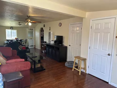 1717 Midway Ave, Modesto, CA 95358 photo 8