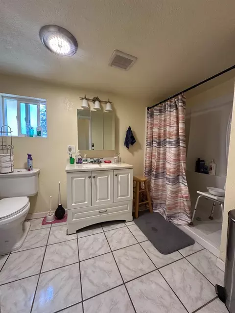 1717 Midway Ave, Modesto, CA 95358 photo 20