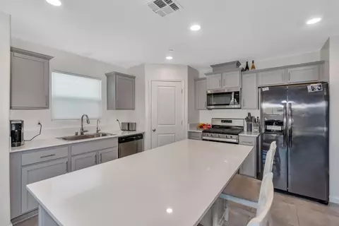 Kitchen - 627 Suzanne Dr, Merced, CA 95348 photo 1 of 4