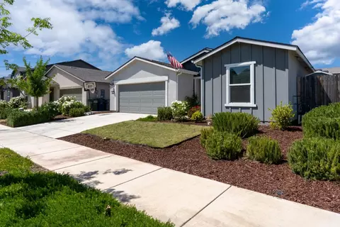 Exterior - 627 Suzanne Dr, Merced, CA 95348 photo 4 of 18