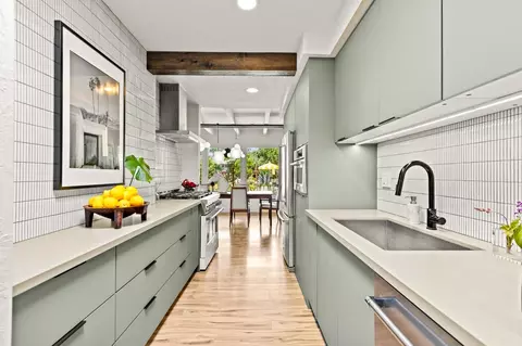 Kitchen - 5301 Valhalla Dr, Carmichael, CA 95608 photo 5 of 6