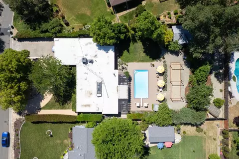 View/Area - 5301 Valhalla Dr, Carmichael, CA 95608 photo 2 of 5