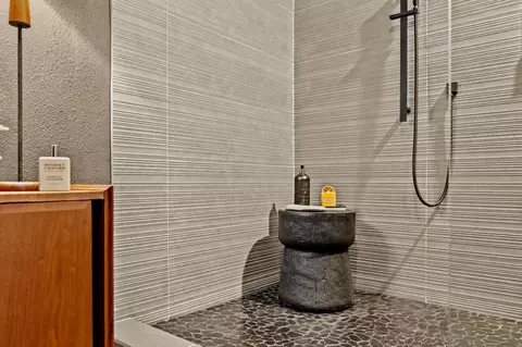 Bath - 5301 Valhalla Dr, Carmichael, CA 95608 photo 13 of 13