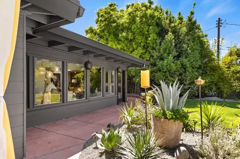 Exterior - 5301 Valhalla Dr, Carmichael, CA 95608 photo 7 of 34