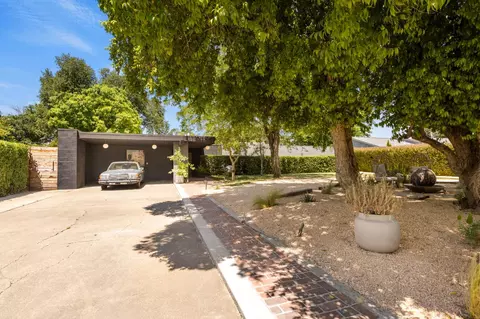 Exterior - 5301 Valhalla Dr, Carmichael, CA 95608 photo 5 of 34