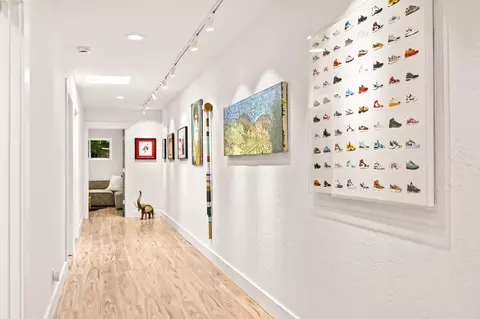 Entry Way - 5301 Valhalla Dr, Carmichael, CA 95608 photo 8 of 9
