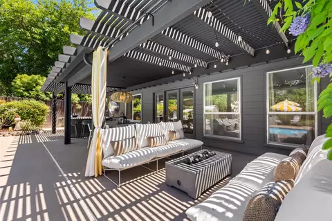 Exterior - 5301 Valhalla Dr, Carmichael, CA 95608 photo 11 of 34