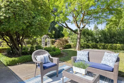 Exterior - 641 Cleveland St, Davis, CA 95616 photo 8 of 18