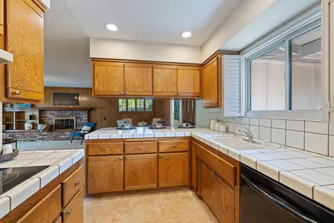 Kitchen - 641 Cleveland St, Davis, CA 95616 photo 1 of 3