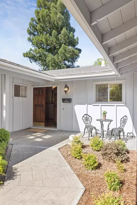 Exterior - 641 Cleveland St, Davis, CA 95616 photo 5 of 18