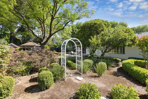 Exterior - 641 Cleveland St, Davis, CA 95616 photo 13 of 18