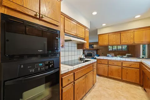 Kitchen - 641 Cleveland St, Davis, CA 95616 photo 2 of 3