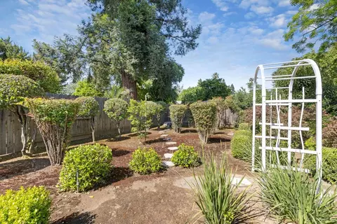 Exterior - 641 Cleveland St, Davis, CA 95616 photo 14 of 18