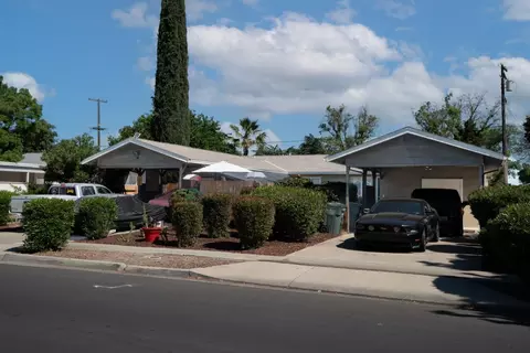 2109 Celeste Dr, Modesto, CA 95355 photo 3