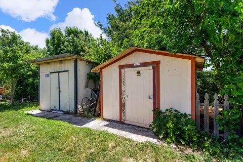 Exterior - 738 Elverta Rd, Elverta, CA 95626 photo 25 of 32