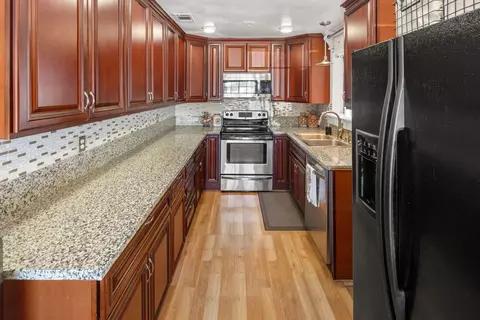 Kitchen - 738 Elverta Rd, Elverta, CA 95626 photo 2 of 7
