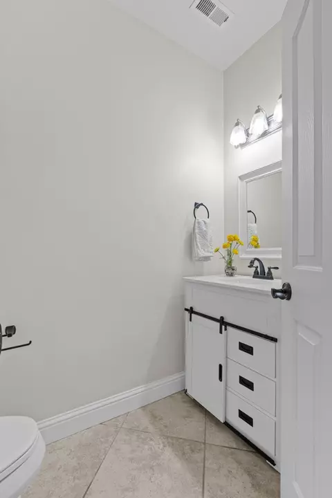 Bath - 12381 Mierkey Ct, Jackson, CA 95642 photo 1 of 6