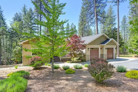 16086 Countrywood Ln, Nevada City, CA 95959