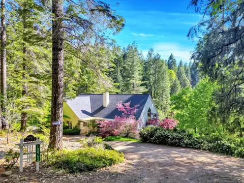 12962 Lonesome Dove Trl, Nevada City, CA 95959
