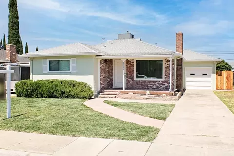 2011 W Sonoma Ave, Stockton, CA 95204