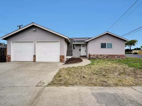 1189 Pine St, Manteca, CA 95336 photo 1