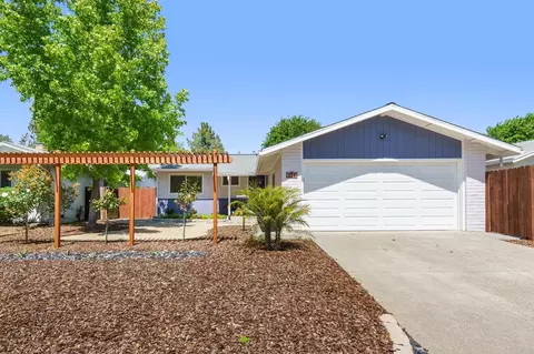 2821 Loyola Dr, Davis, CA 95618 photo 2