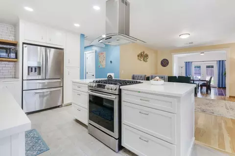 2821 Loyola Dr, Davis, CA 95618 photo 8
