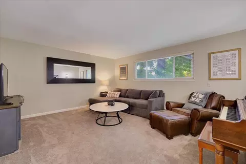 2812 Panay Ct, Carmichael, CA 95608 photo 2