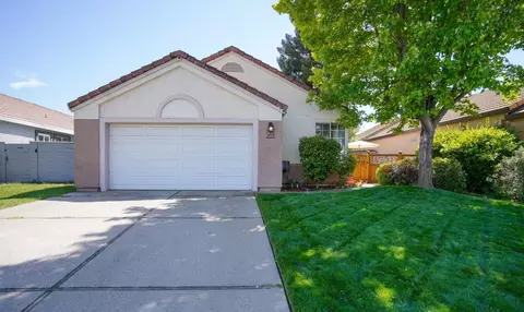 283 Union St, Roseville, CA 95678