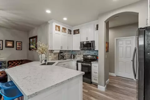 5844 Blue Beech Ct, Antelope, CA 95843 photo 13