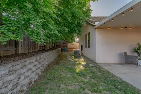 5844 Blue Beech Ct, Antelope, CA 95843 photo 28