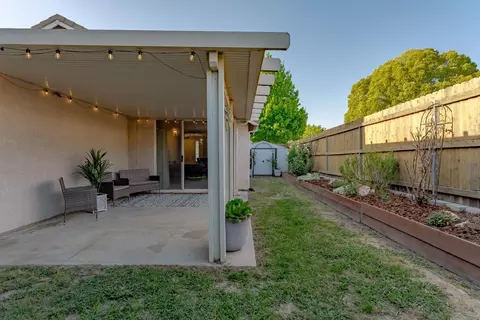 5844 Blue Beech Ct, Antelope, CA 95843 photo 26