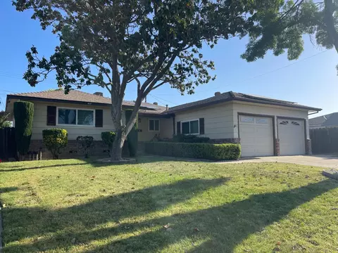 427 Argonaut St, Manteca, CA 95336 photo 1