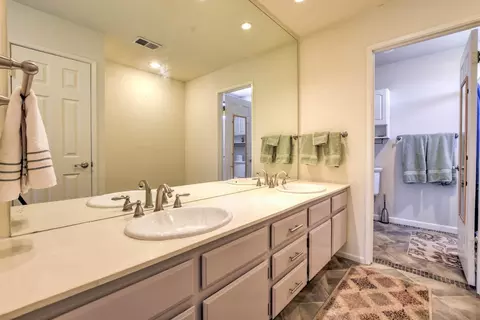 4904 Olive Oak Way, Carmichael, CA 95608 photo 32