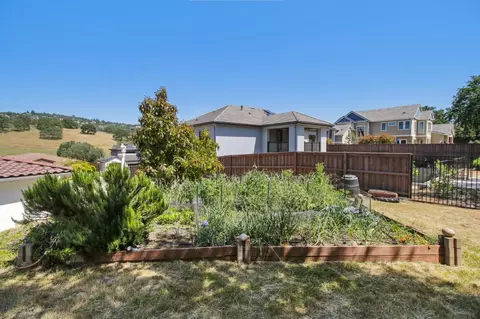 683 Russell Dr, Folsom, CA 95630 photo 24
