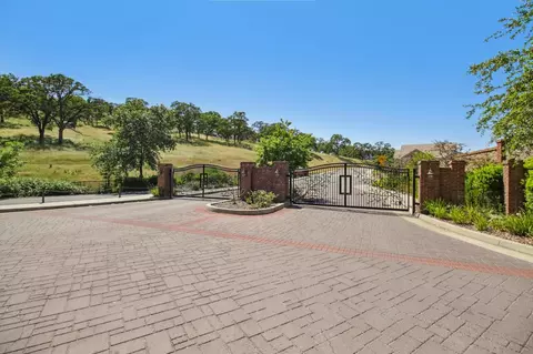 683 Russell Dr, Folsom, CA 95630 photo 28
