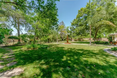 Exterior - 8141 Bellingrath Dr, Elverta, CA 95626 photo 16 of 33
