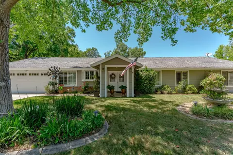 Exterior - 8141 Bellingrath Dr, Elverta, CA 95626 photo 2 of 33