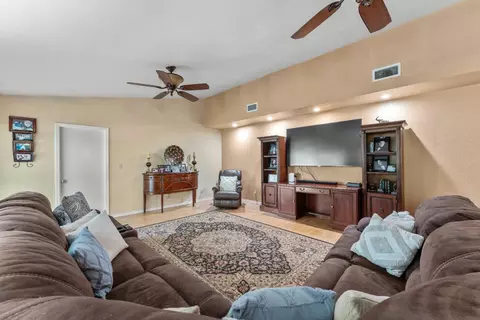 Living - 8141 Bellingrath Dr, Elverta, CA 95626 photo 6 of 6