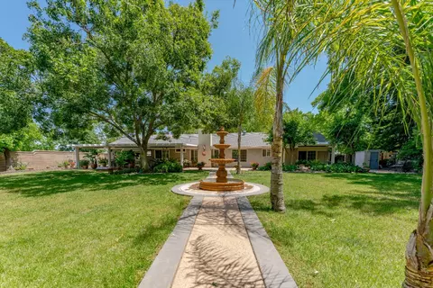 Exterior - 8141 Bellingrath Dr, Elverta, CA 95626 photo 10 of 33