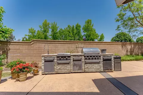 Exterior - 8141 Bellingrath Dr, Elverta, CA 95626 photo 7 of 33