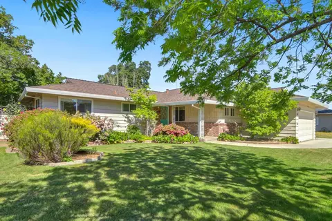4767 Bowerwood Dr, Carmichael, CA 95608 photo 2