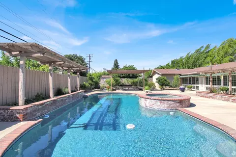 2805 Sheffield Ln, Modesto, CA 95350 photo 12