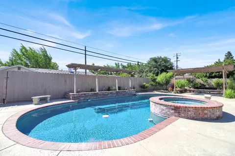 2805 Sheffield Ln, Modesto, CA 95350 photo 13