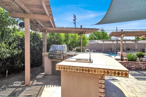 2805 Sheffield Ln, Modesto, CA 95350 photo 16
