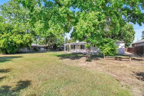 1523 Overholtzer Dr, Modesto, CA 95355 photo 47
