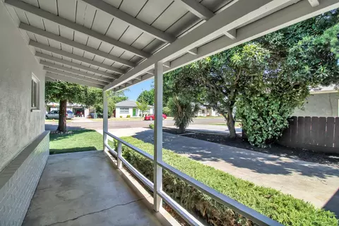 1523 Overholtzer Dr, Modesto, CA 95355 photo 9