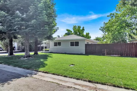 1523 Overholtzer Dr, Modesto, CA 95355 photo 4