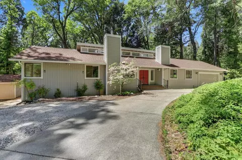12426 Cascade Way, Nevada City, CA 95959